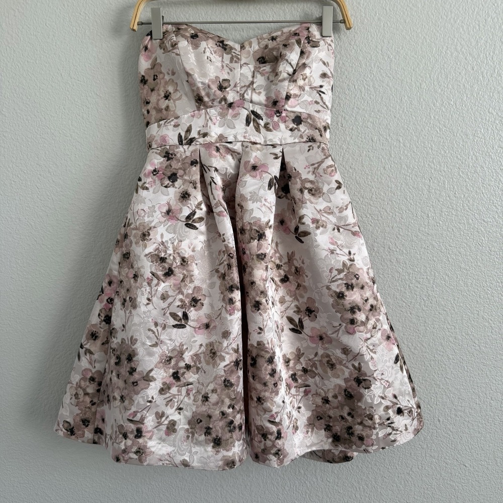 LC Lauren Conrad Romantic Floral Strapless Dress Coquette Fit Flare Jacquard